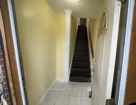 2nd Floor-2609 Kingston Road, Toronto, ON, photo 4