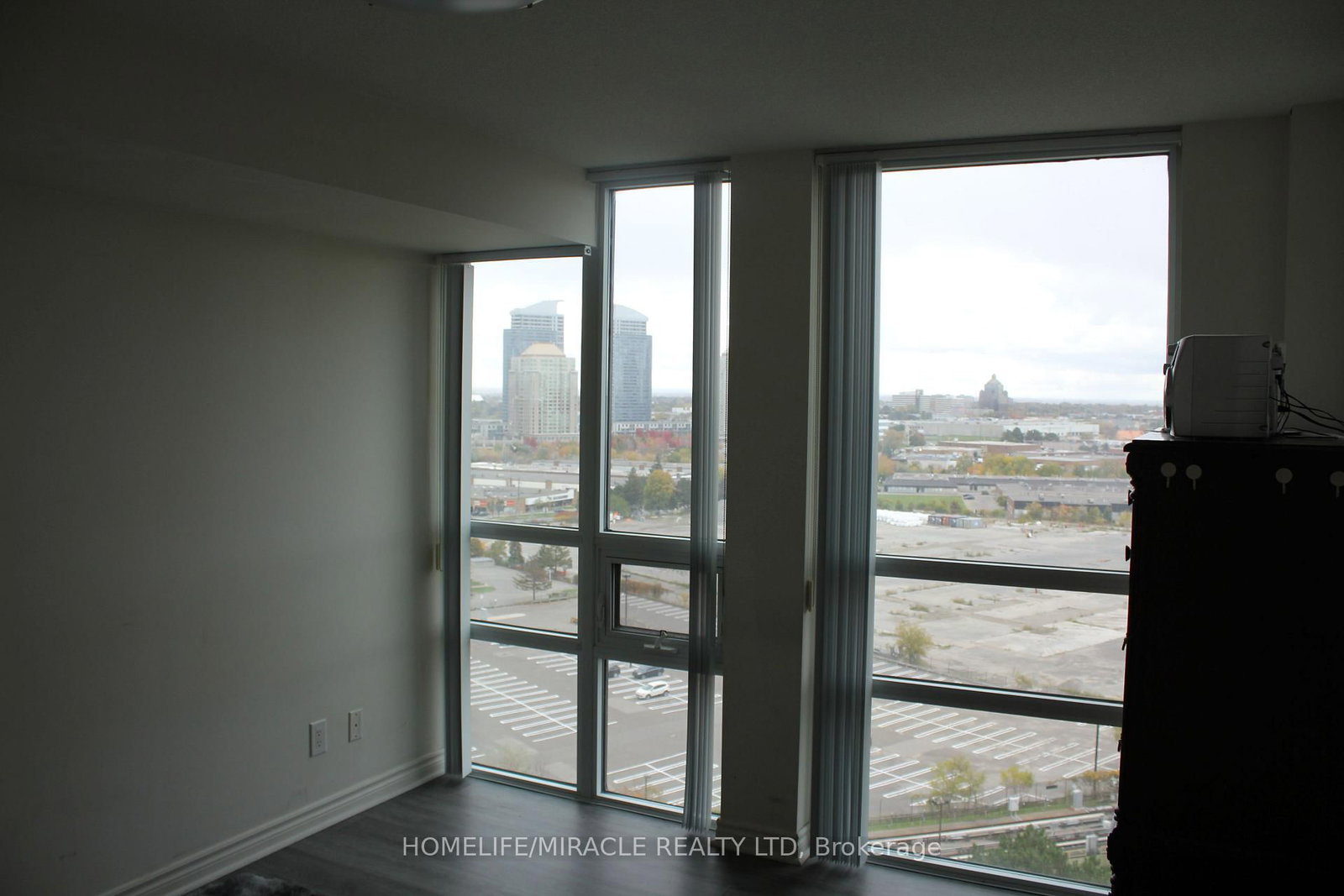 1608-88 Grangeway Avenue, Toronto, ON, photo 5