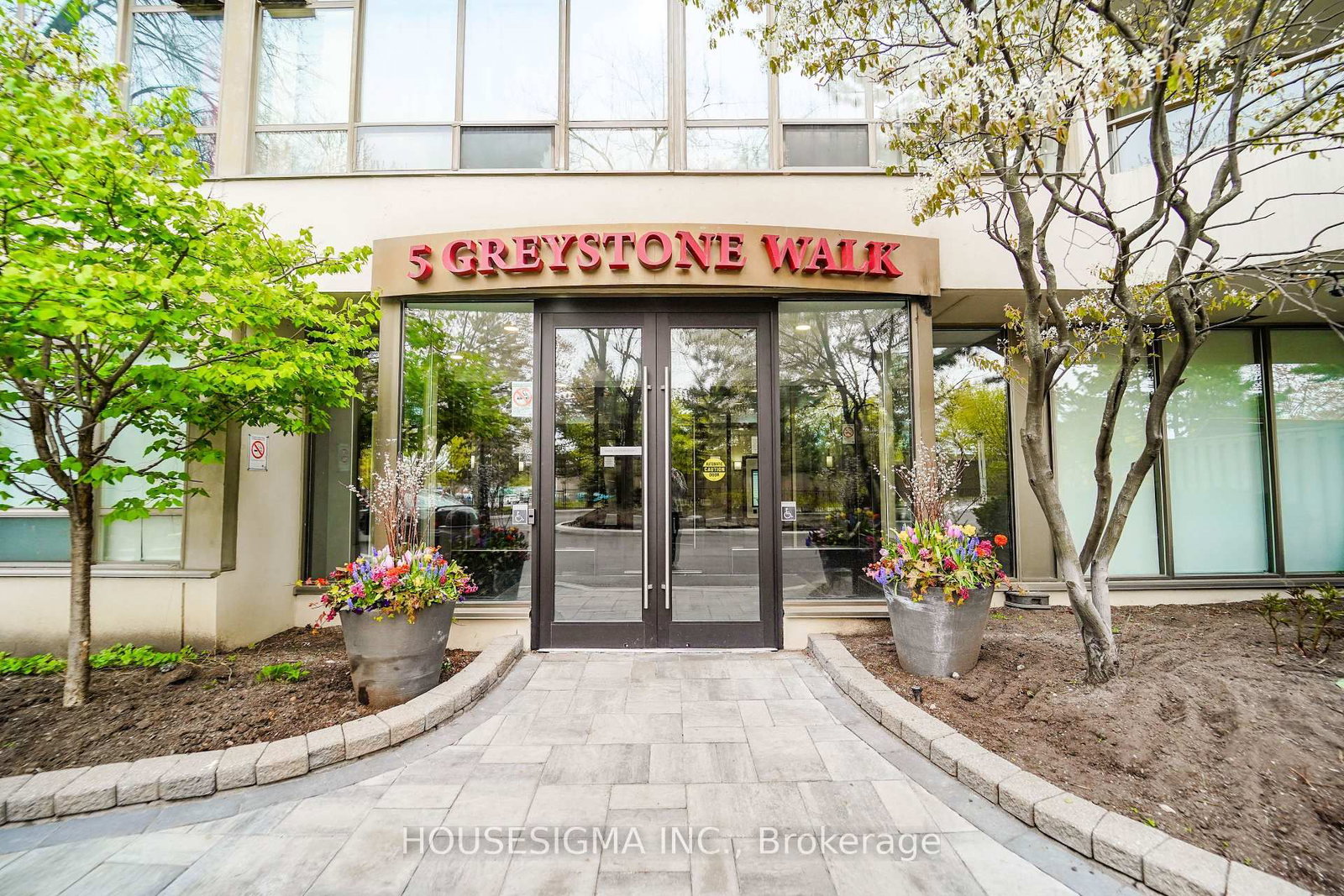 5 Greystone Walk Drive, Unit 1602 - Photo 3