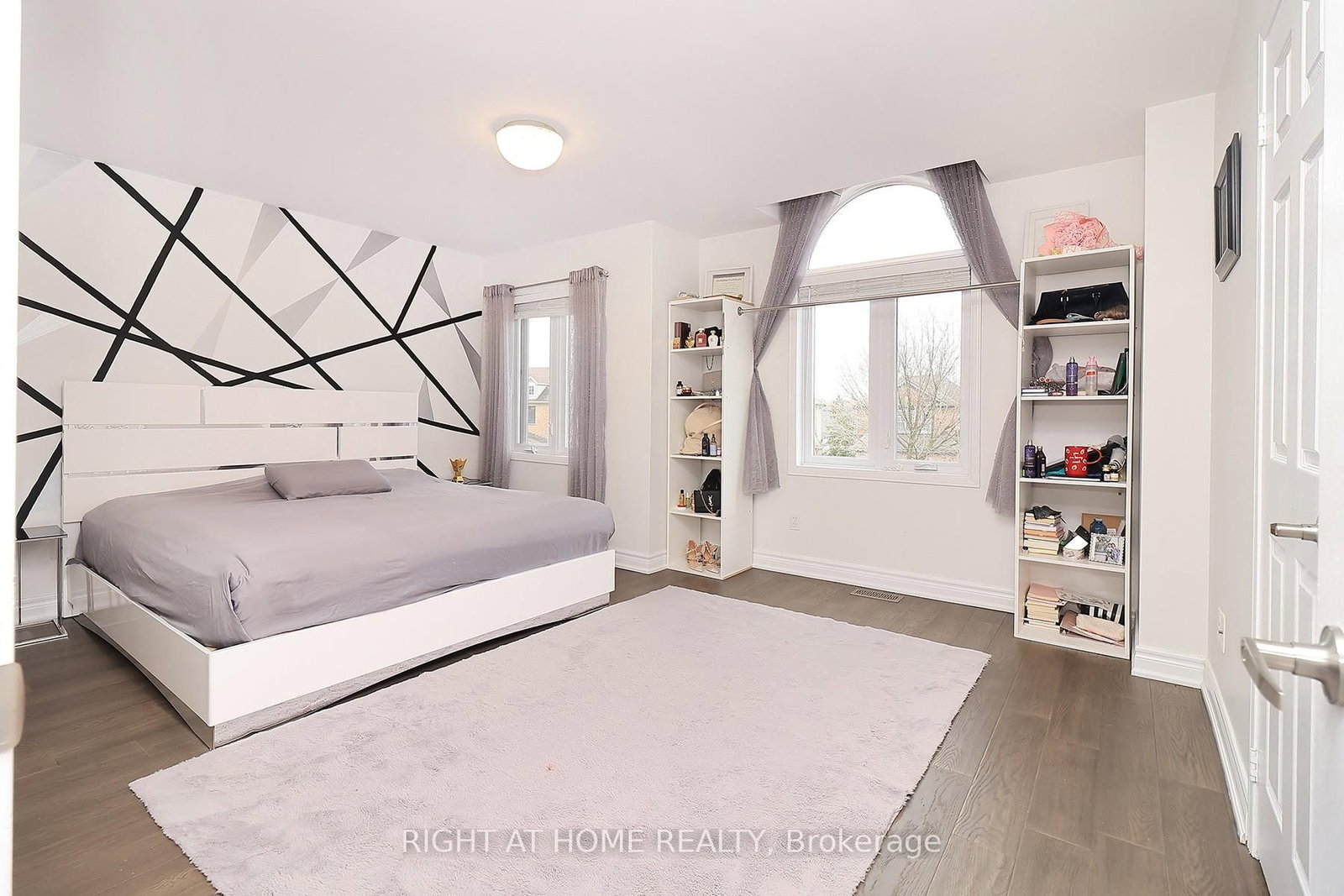 27 Foundry Lane • Whitby, ON photo 17