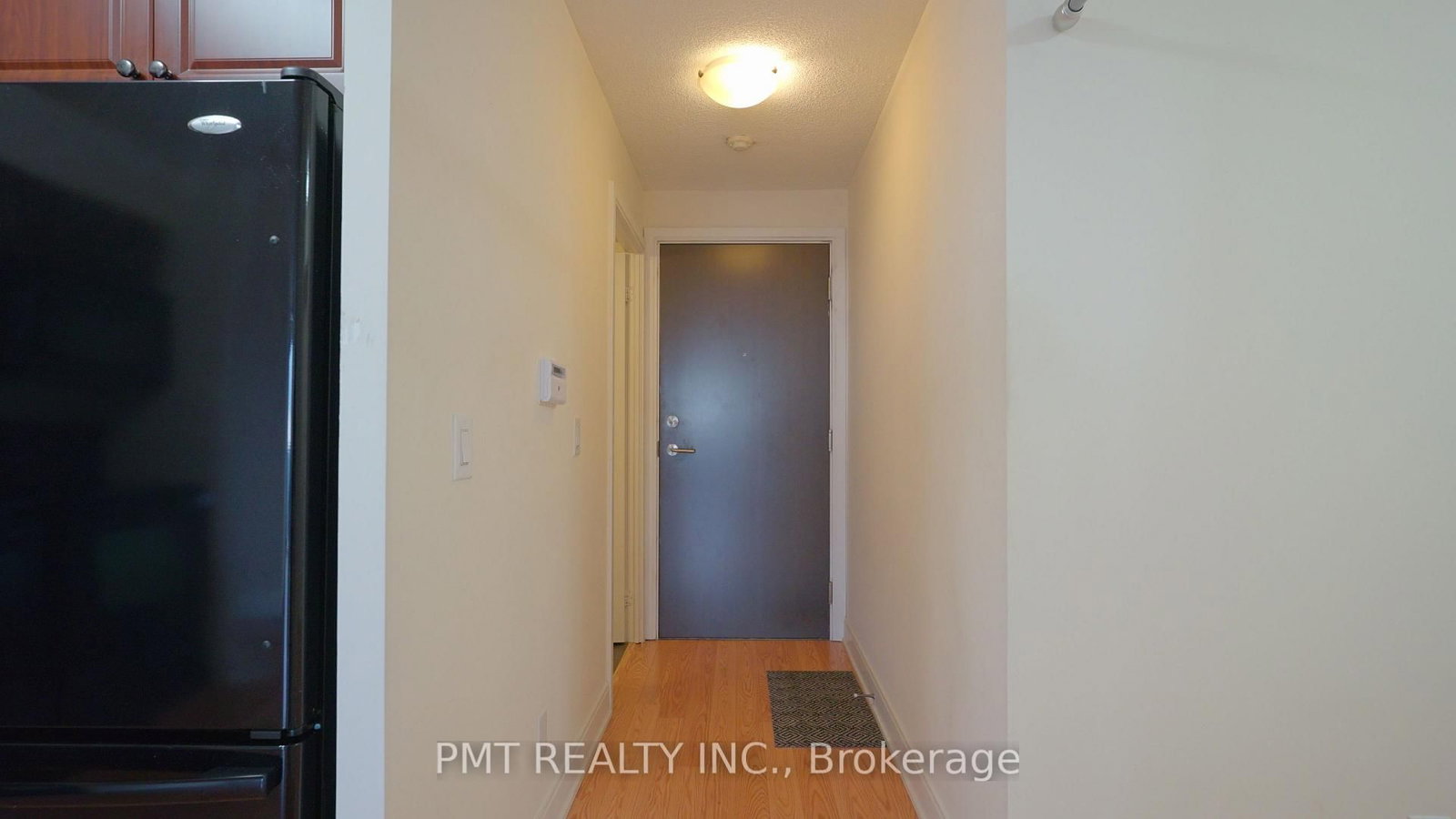 135 Village Green Square, Unit 3925 - Photo 2