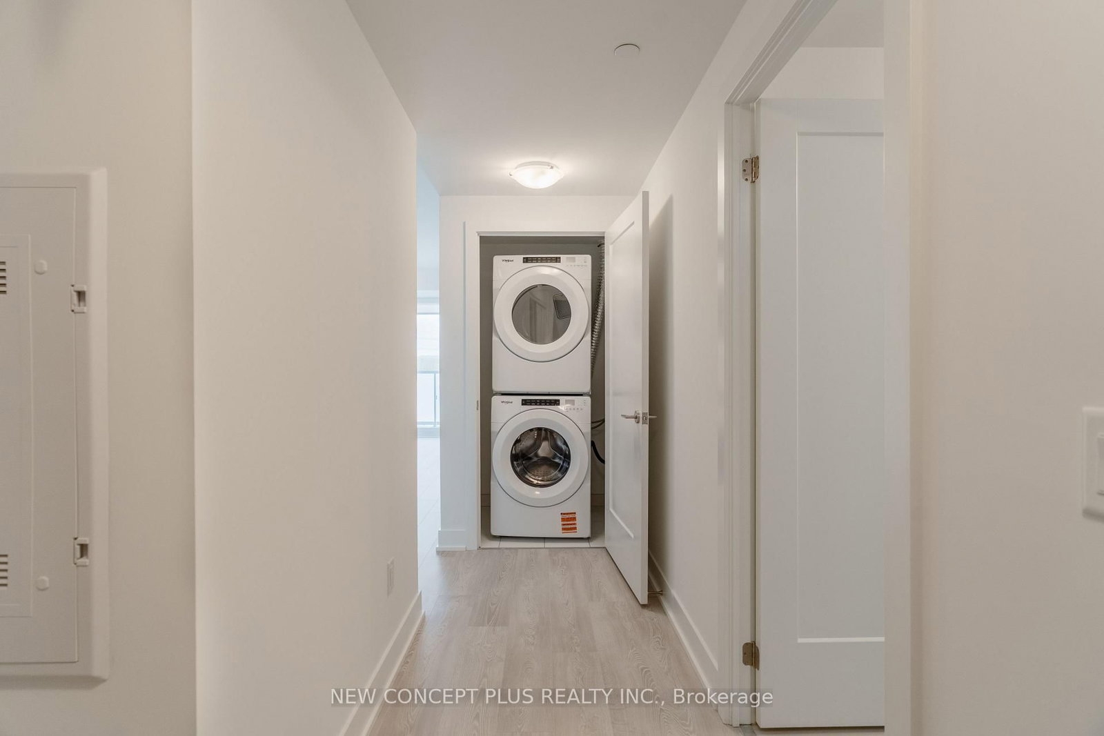 2545 N Simcoe Street • #835 • Oshawa, ON photo 8