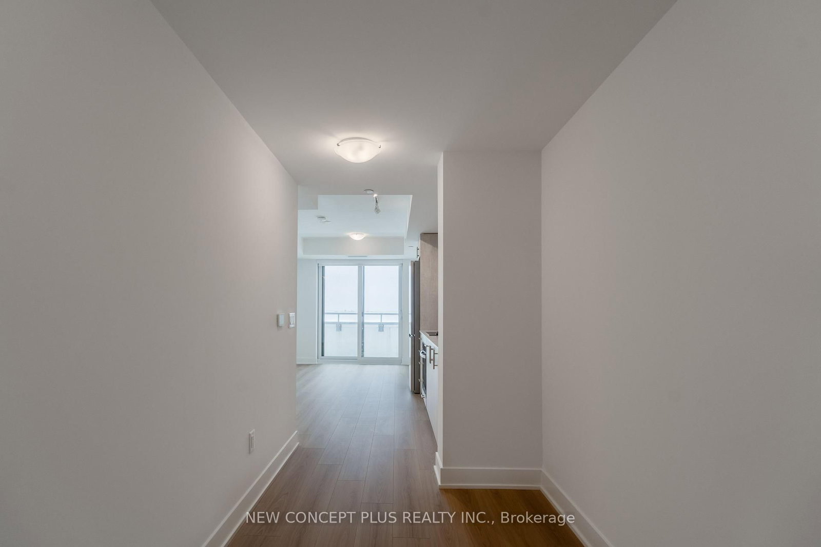 2545 Simcoe Street N, Unit 622 - Photo 5