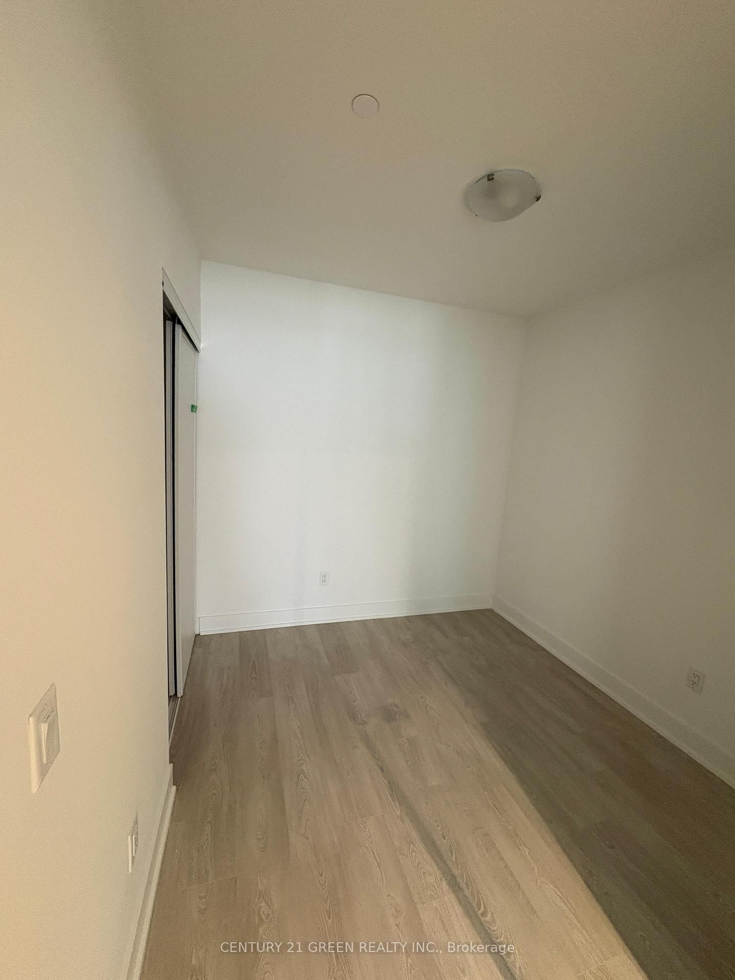 2545 Simcoe Street N, Unit 219 - Photo 15