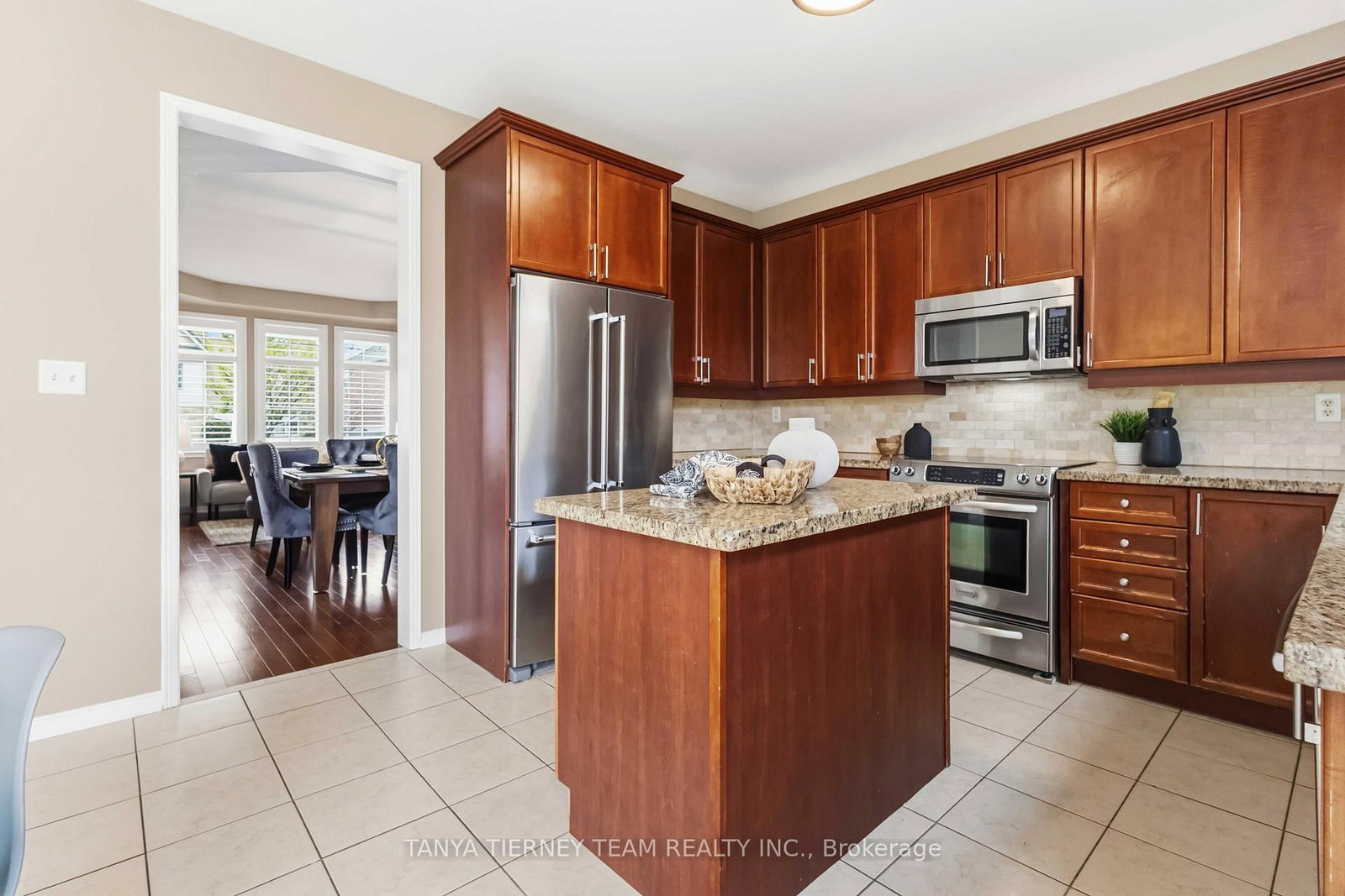 2315 Hackett Place - Photo 18