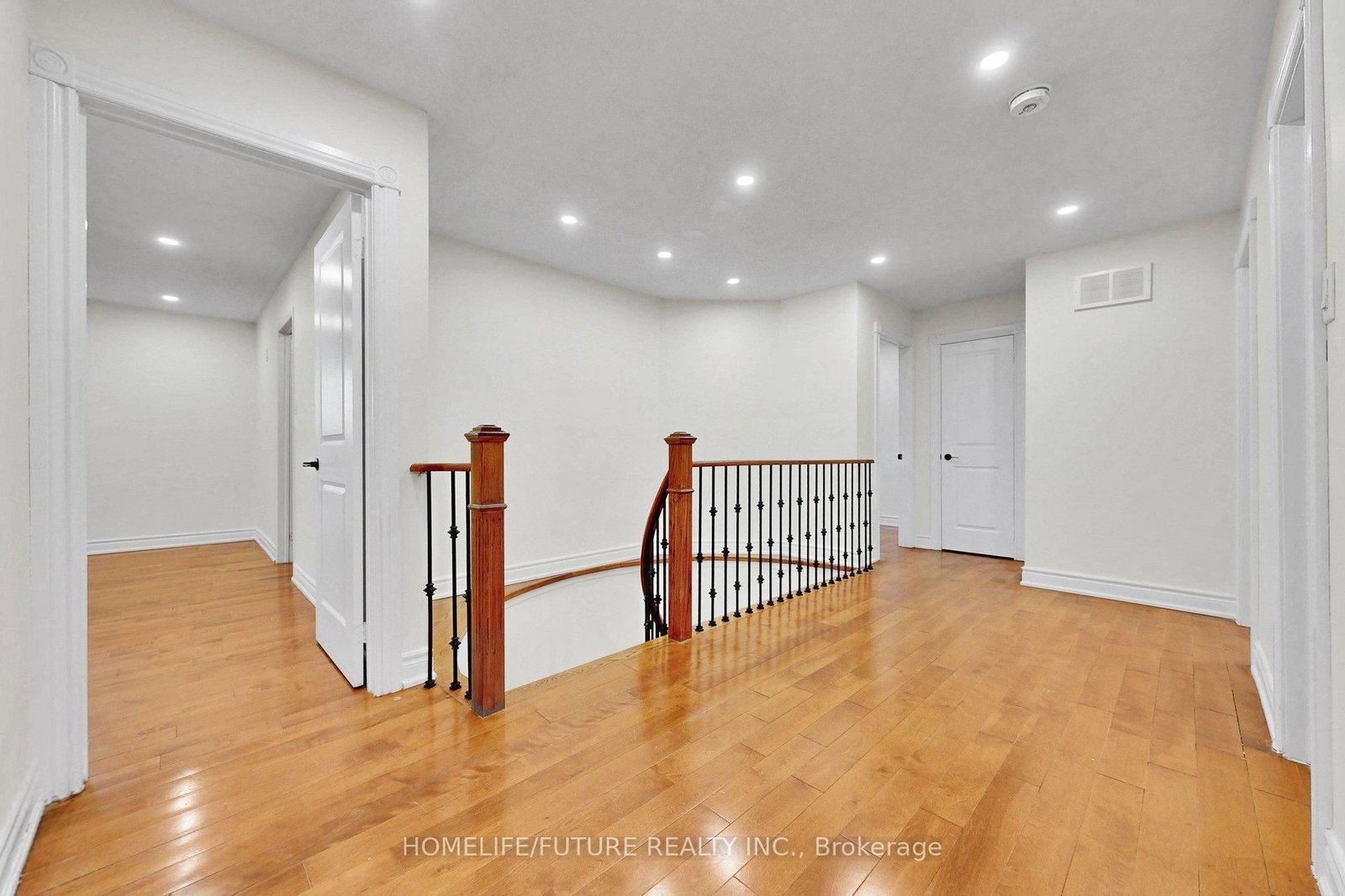 70 Challenger Court - Photo 34