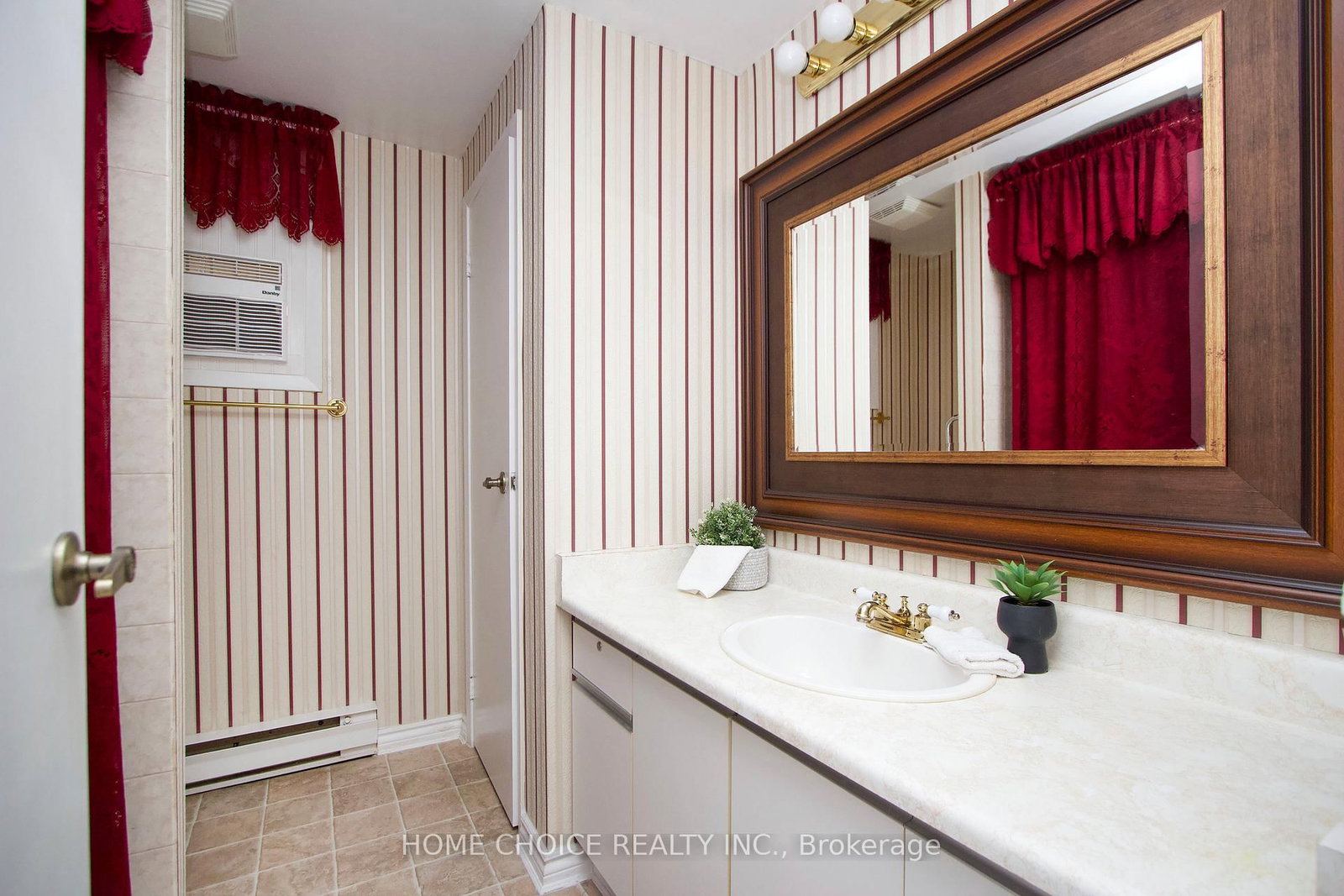 46 Fairway Drive • Clarington, ON photo 17