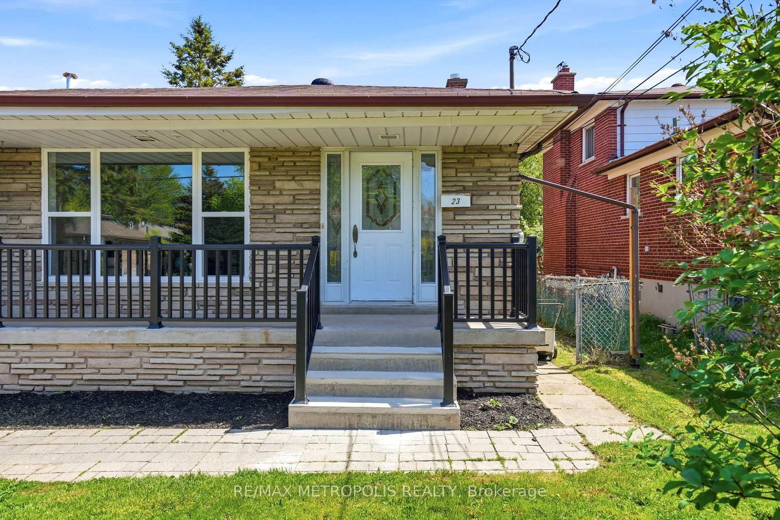 23 Lochleven Drive - Photo 2