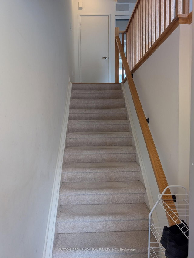 15 - Upper - 60 ORCHID PLACE Drive