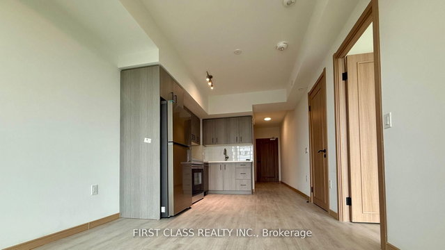 1011 - 3429 Sheppard Avenue E