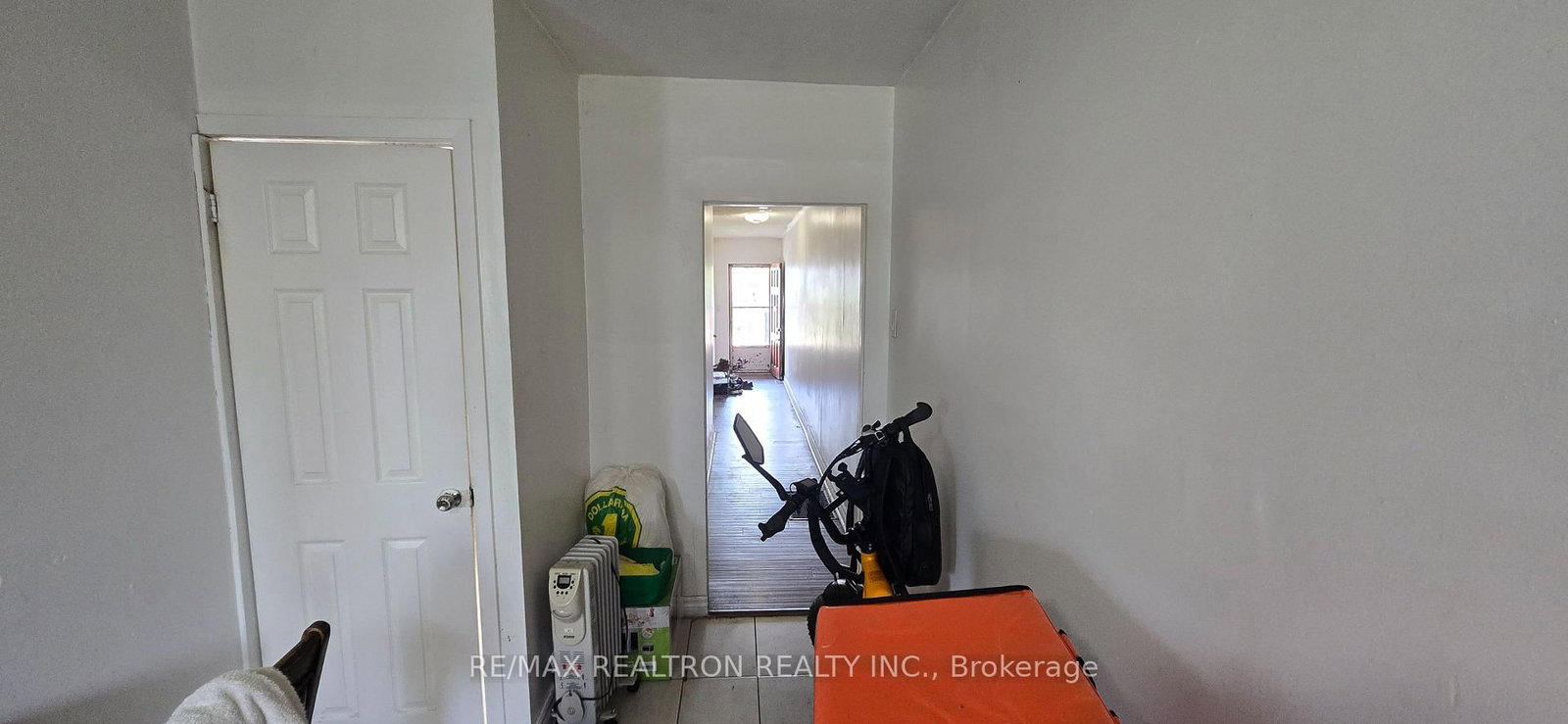 103 Denton Avenue • Toronto, ON photo 12