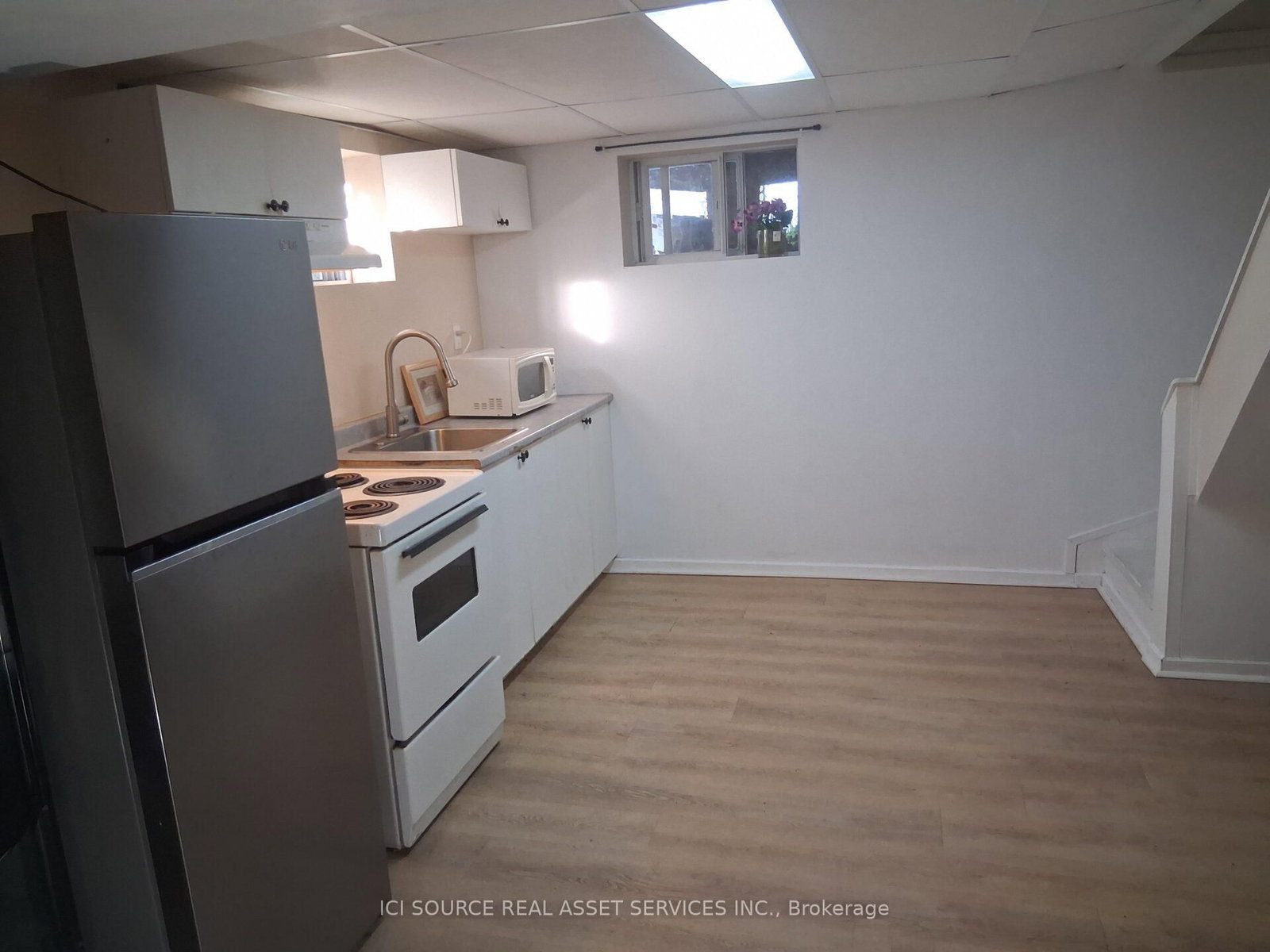 11 Ellington Drive • Toronto, ON photo 13