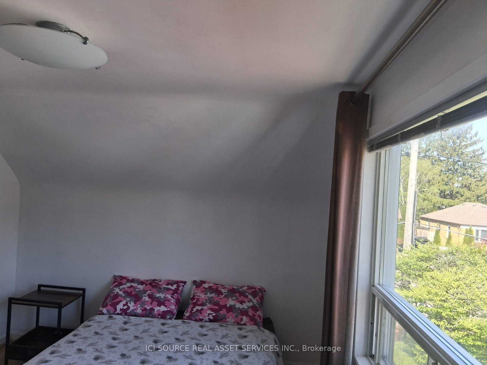 11 Ellington Drive • Toronto, ON photo 6