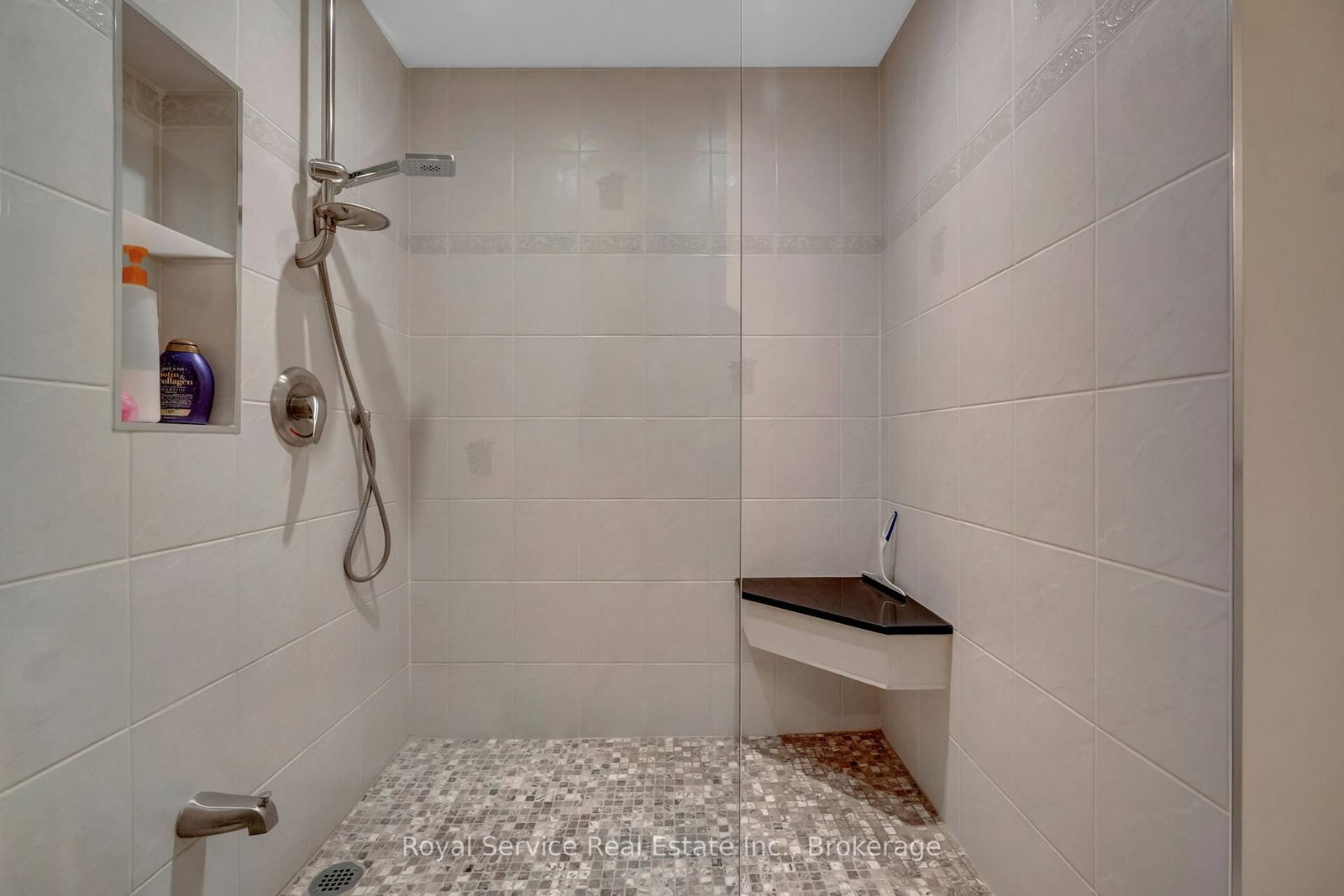 360 W Watson Street • #910 • Whitby, ON photo 26