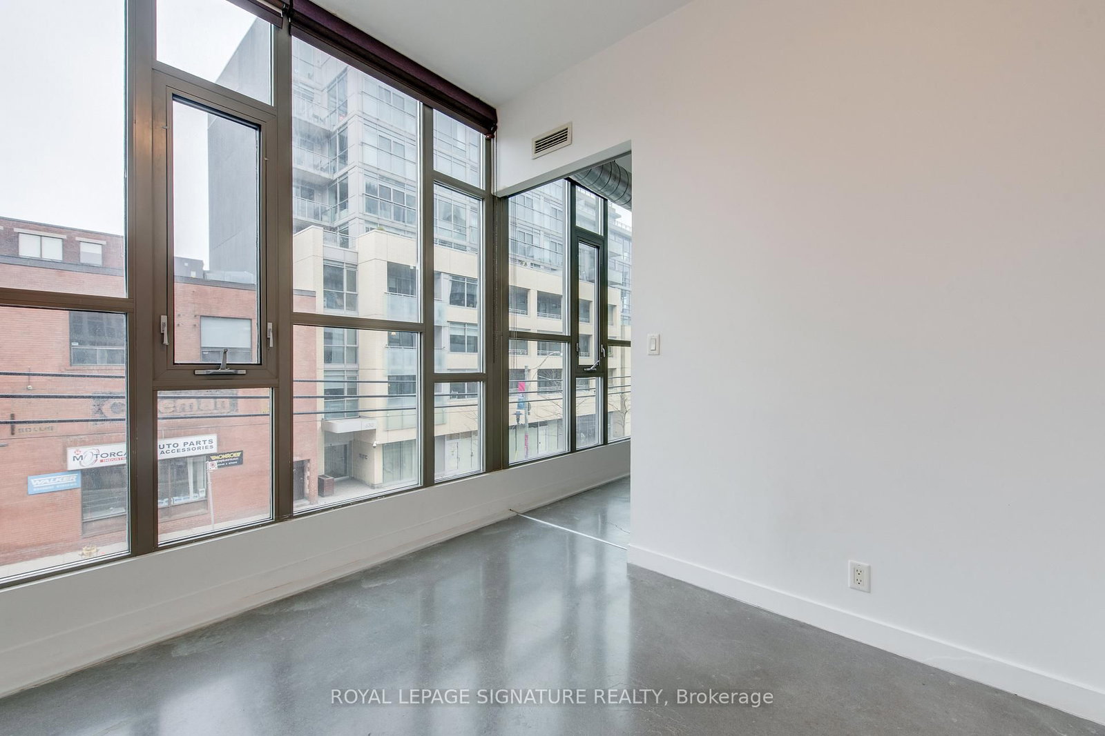 625 Queen Street E, Unit 211 - Photo 22