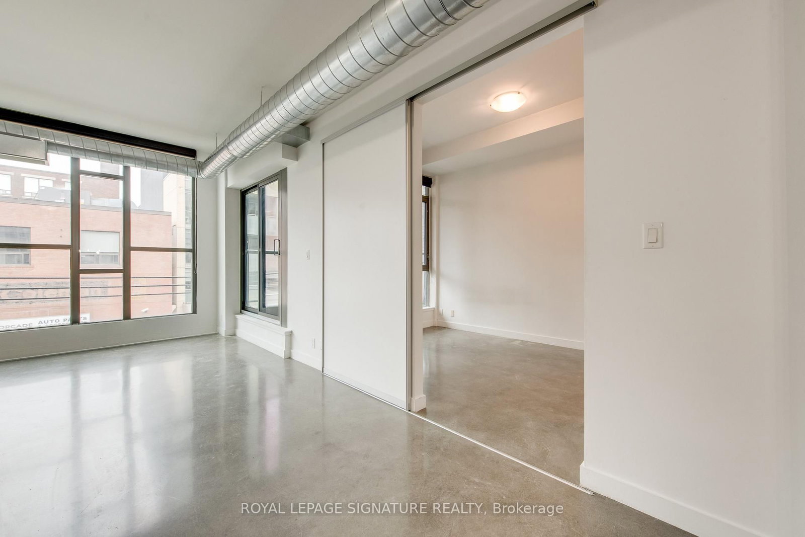 625 E Queen Street • #211 • Toronto, ON photo 31