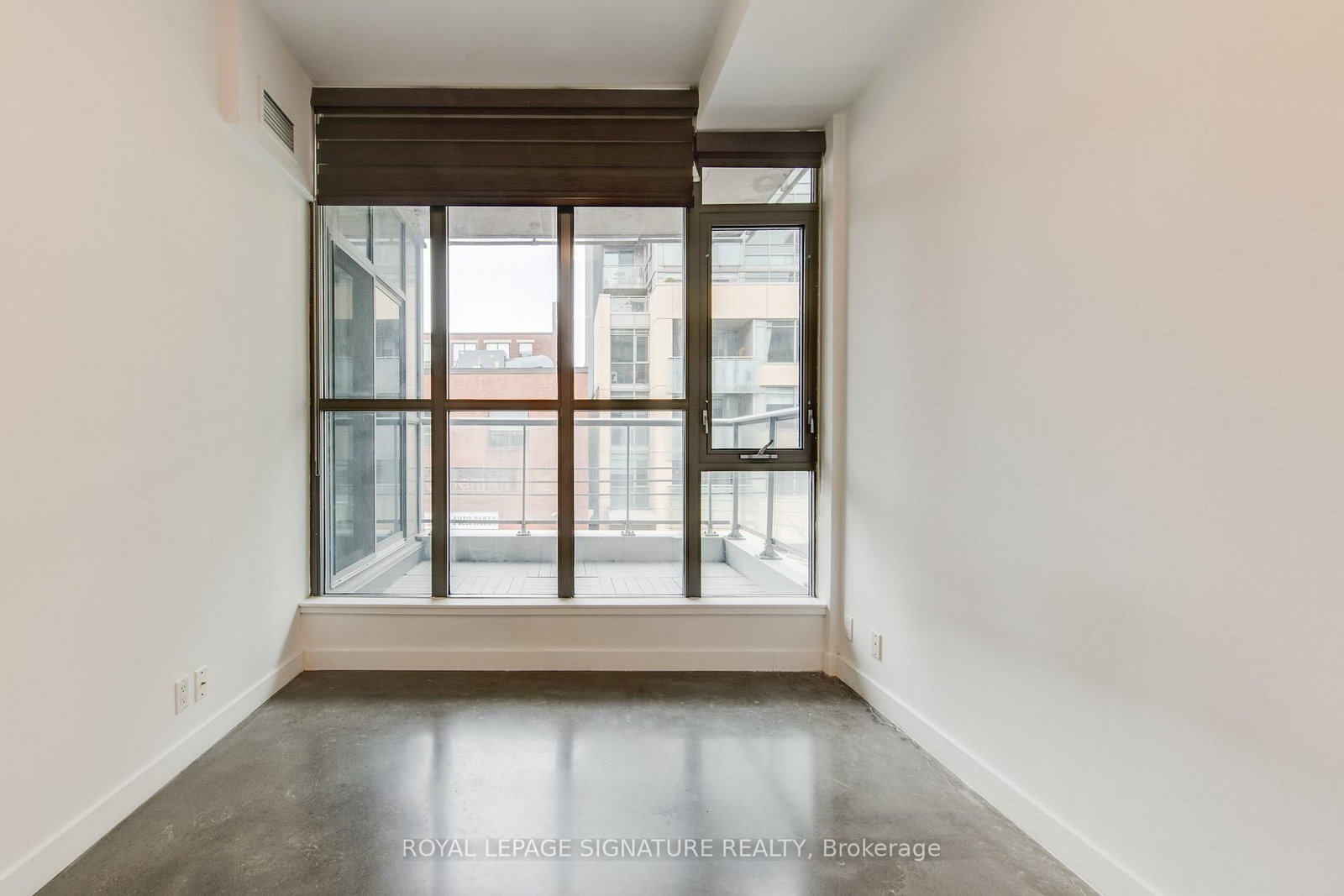 625 Queen Street E, Unit 211 - Photo 33