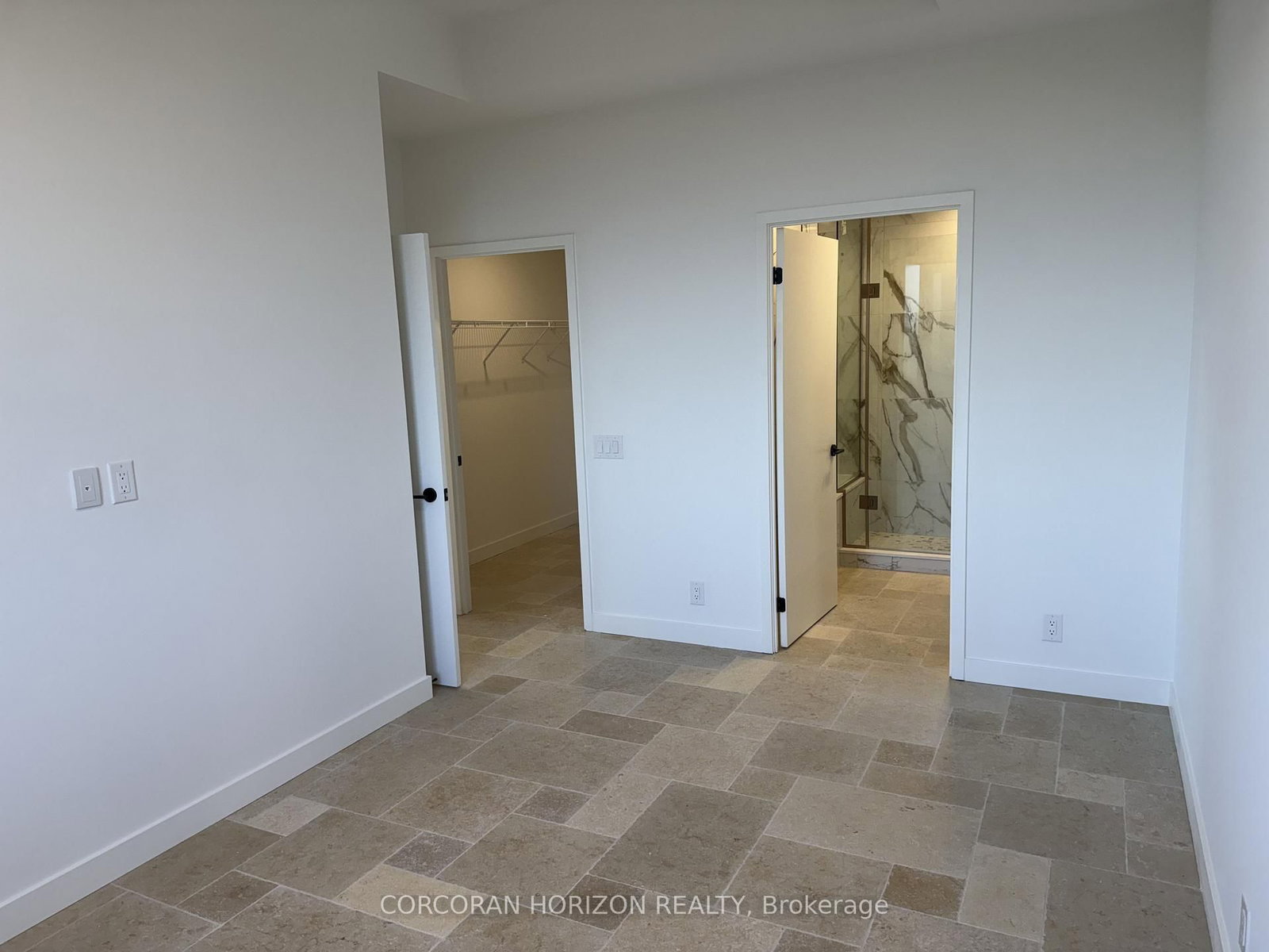 1050 Eastern Avenue • #819 • Toronto, ON photo 14