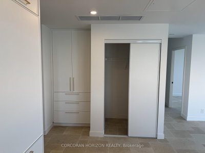 1050 Eastern Avenue • #819 • Toronto, ON
