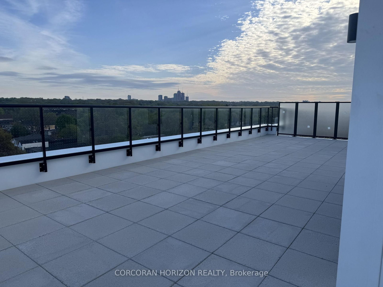 1050 Eastern Avenue • #819 • Toronto, ON photo 17