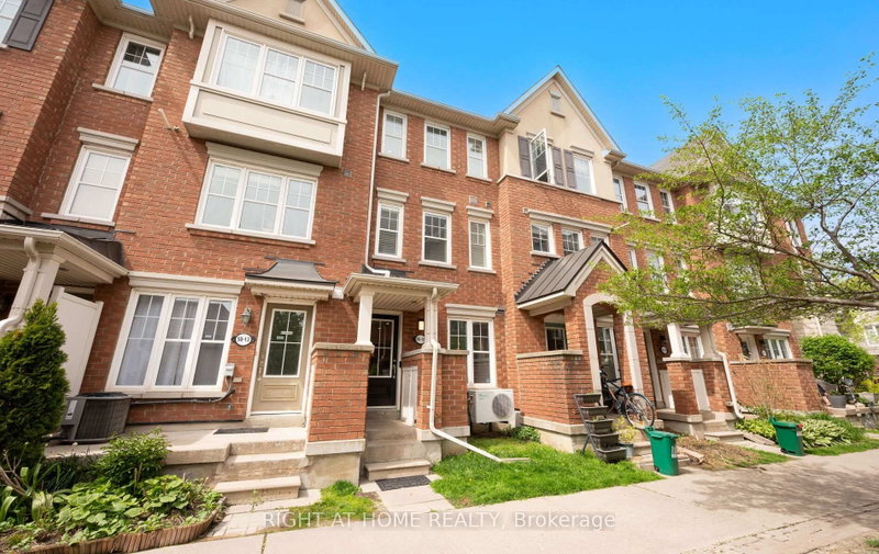 50 Mendelssohn St #12, Toronto, Ontario