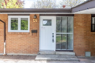 47 Munson Crescent