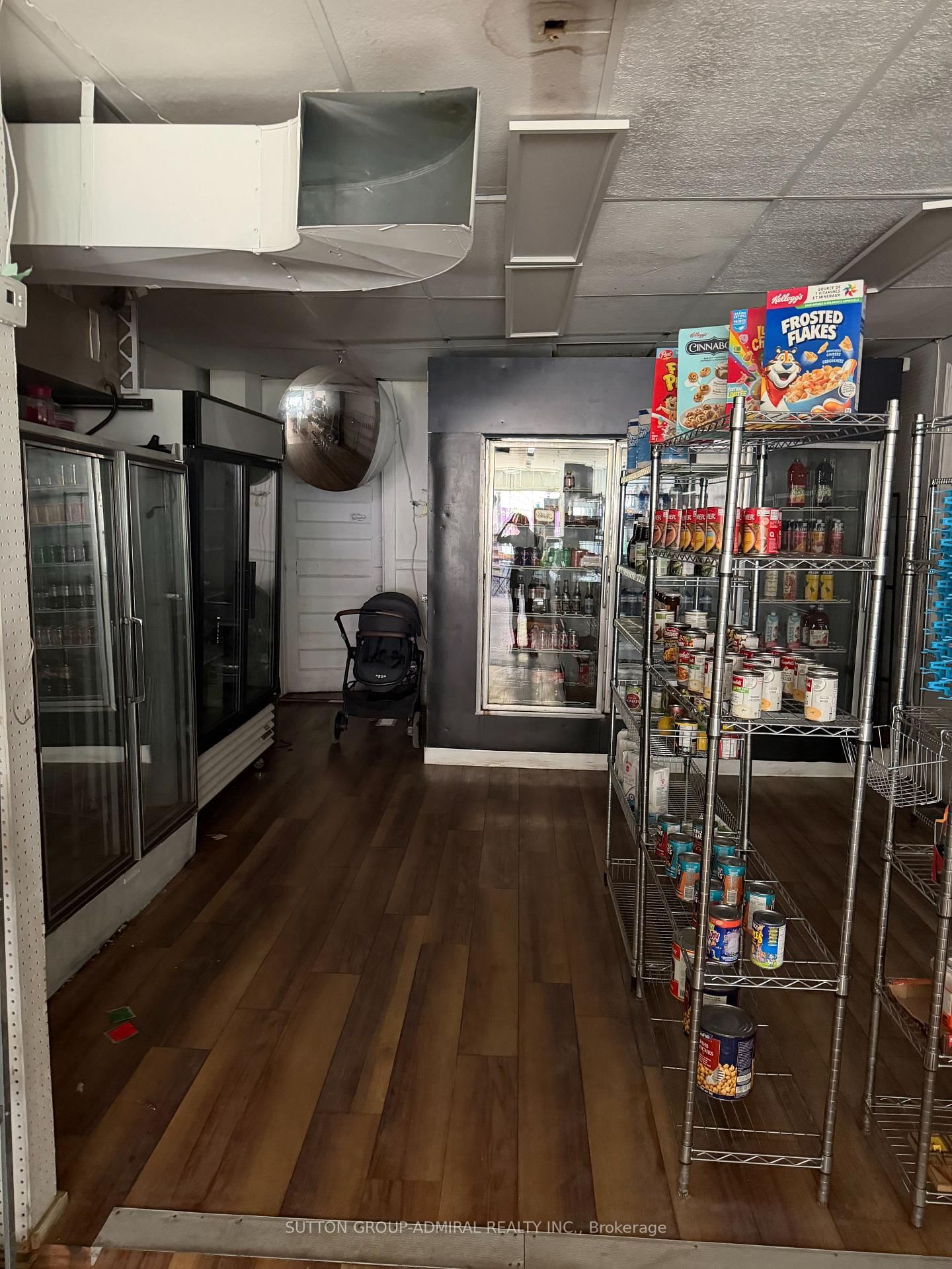 1572 E Queen Street • Toronto, ON photo 13