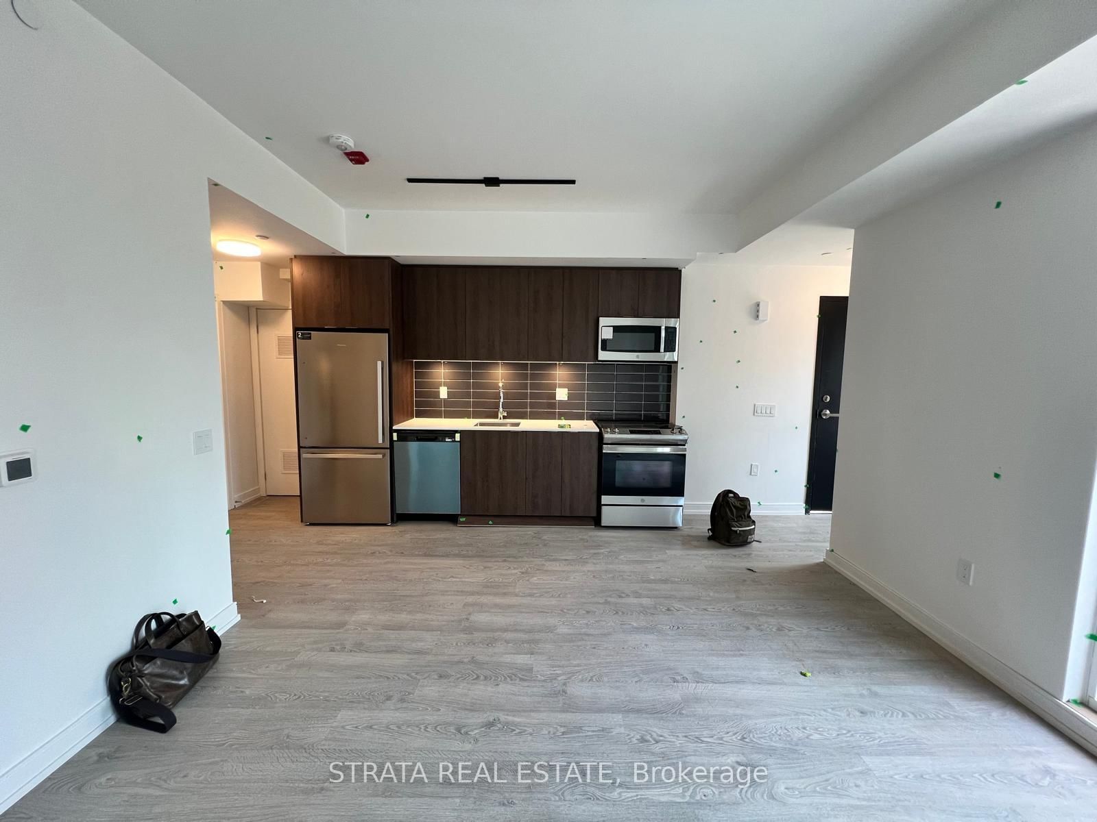 12-172 Clonmore Drive, Toronto, ON, photo 2