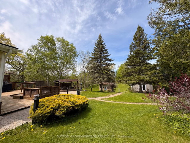 2460 Sixth Concession Road