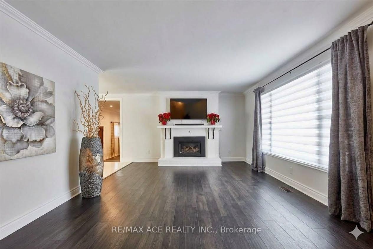 5455 Hoxton St, Pickering, view 6
