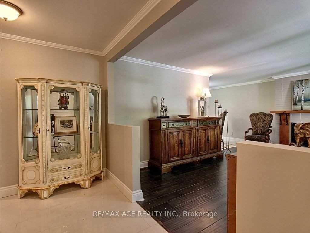 5455 Hoxton St, Pickering, view 8