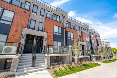 Unit 18 — 30 Liben Way — photo 3