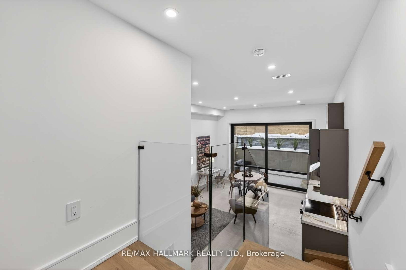10 Wheeler Avenue • Toronto, ON photo 32