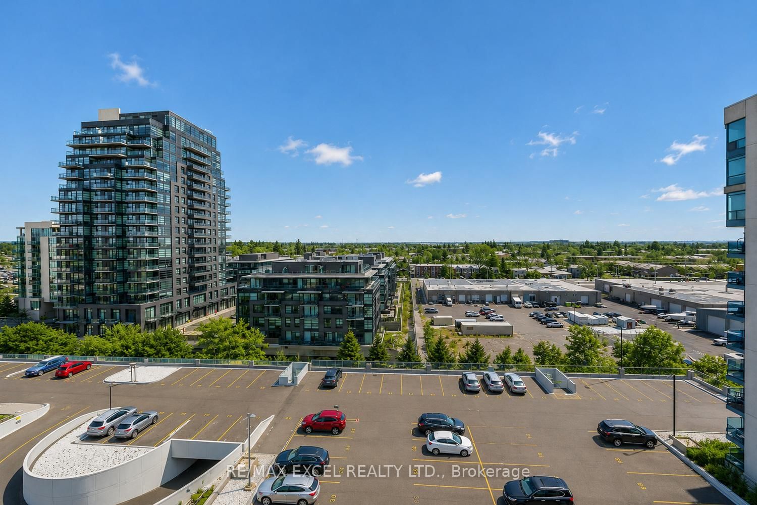 340 Watson Street W • #916 • Whitby, ON photo 14