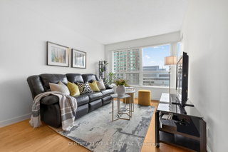 908 - 38 Lee Centre Drive