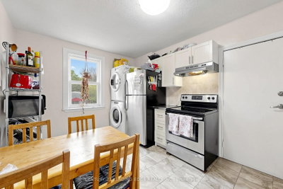 395 Rhodes Avenue — photo 6
