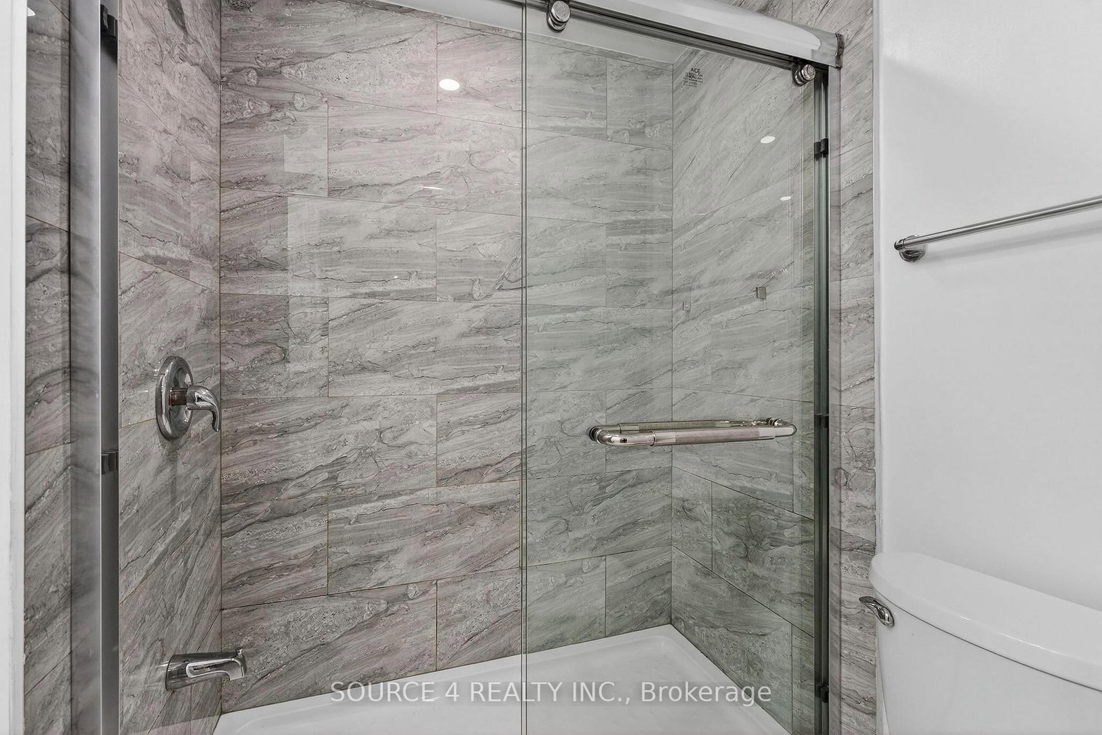 243 Malaga Road • Oshawa, ON photo 41