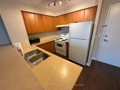 Unit 3507 — 38 Lee Centre Drive — photo 5