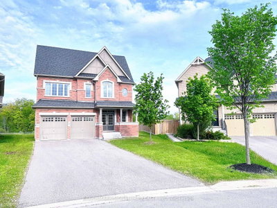 Detached House in Windfields