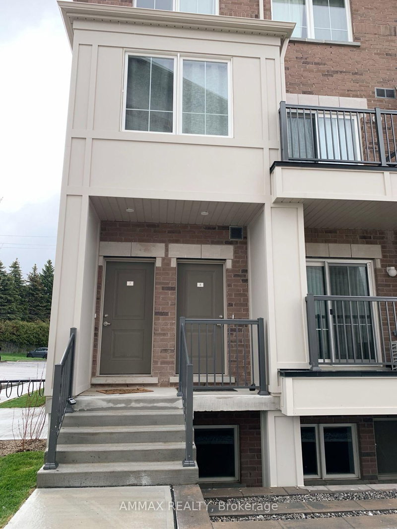 8 - 490 Beresford Path