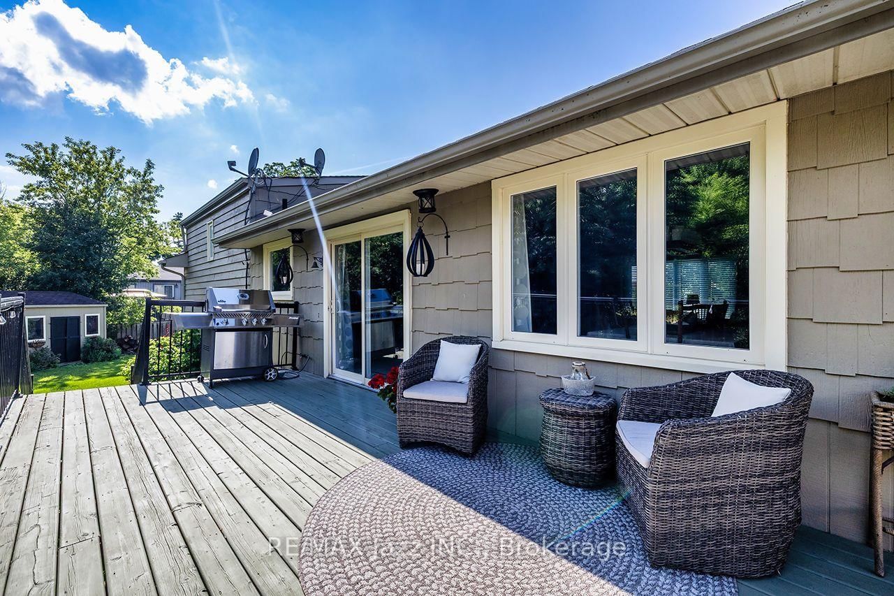 56 Centre Street • Scugog, ON photo 36