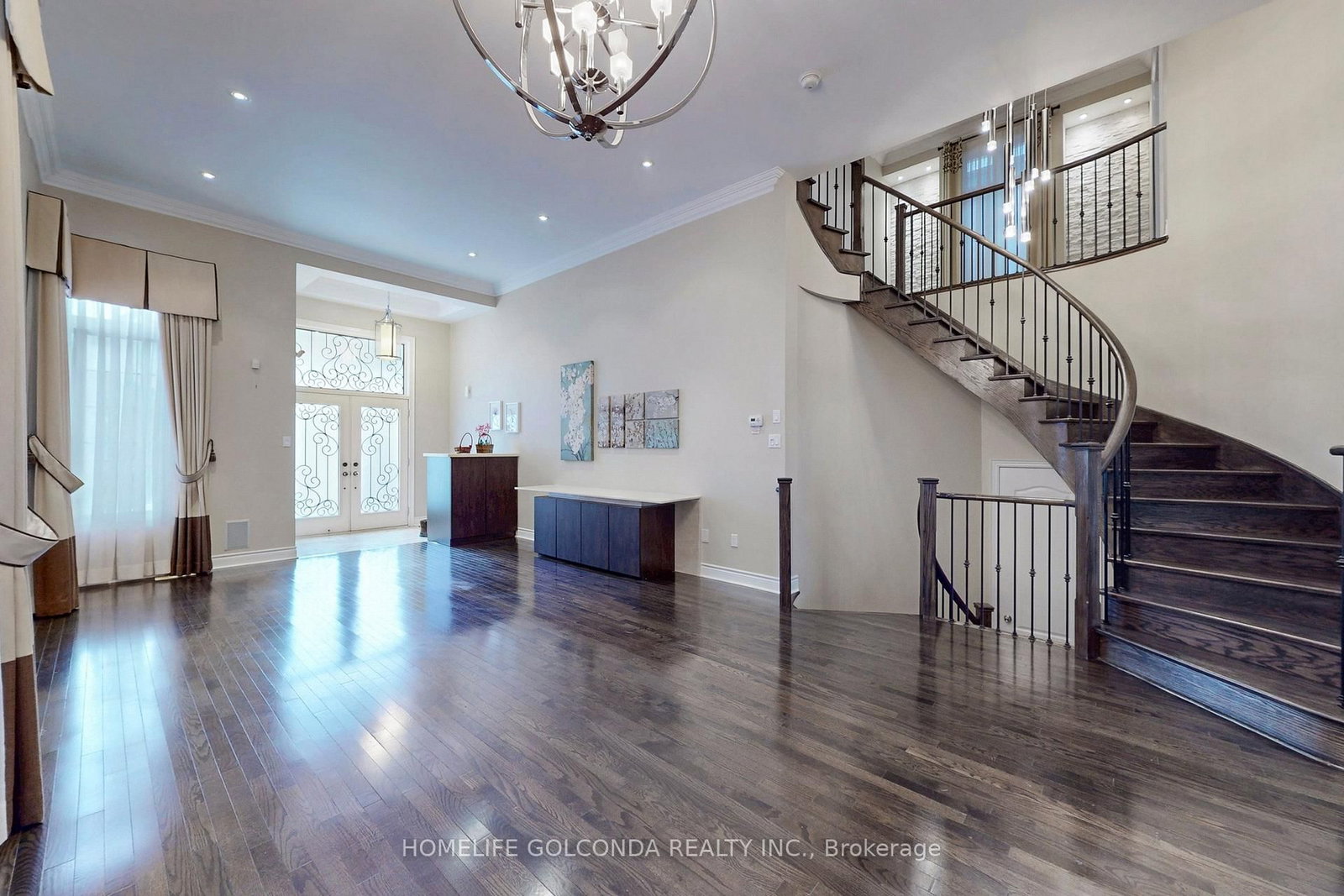 43 Bellotti Crescent • Ajax, ON photo 4