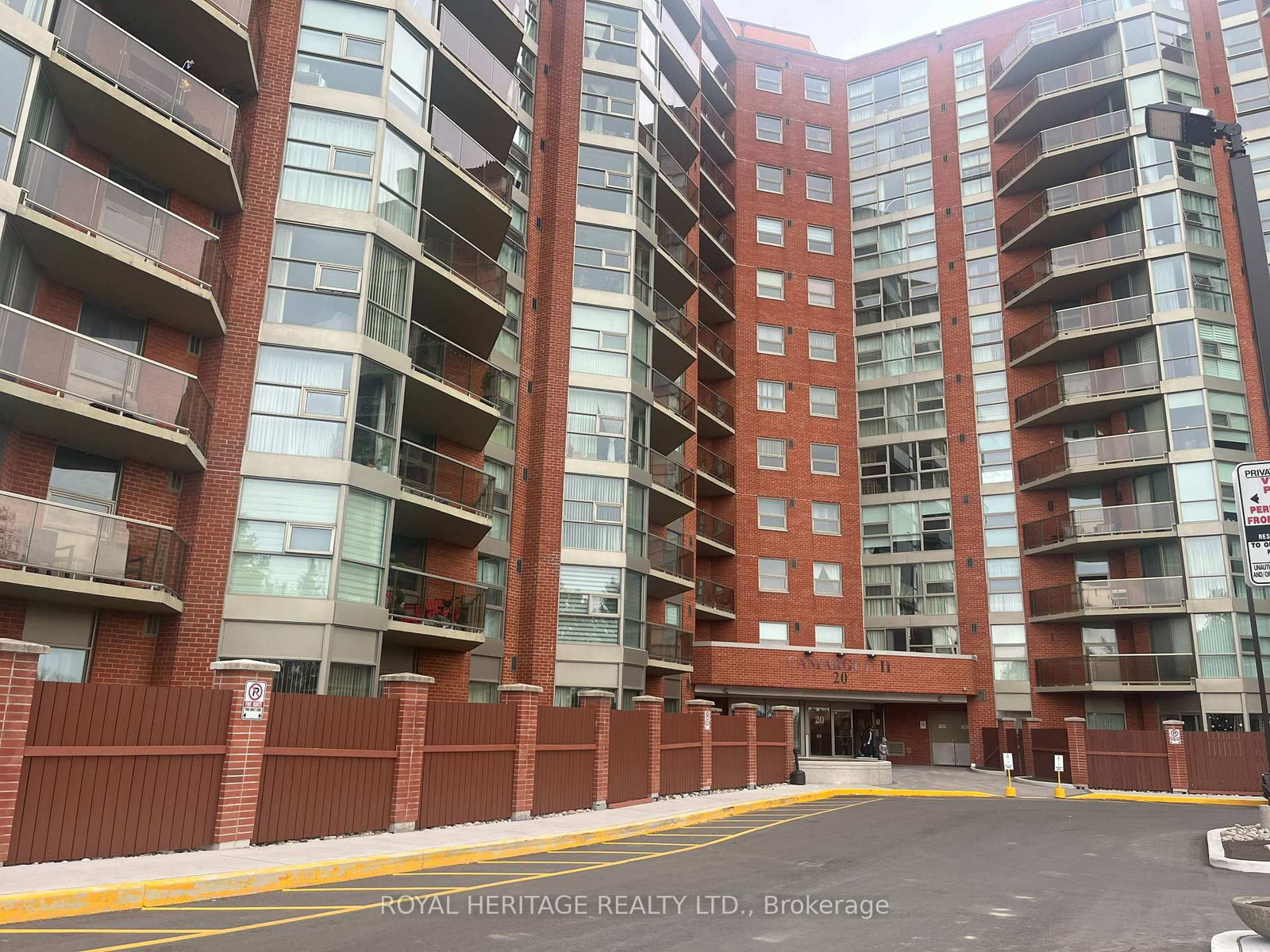 617-20 Dean Park Road, Toronto, ON