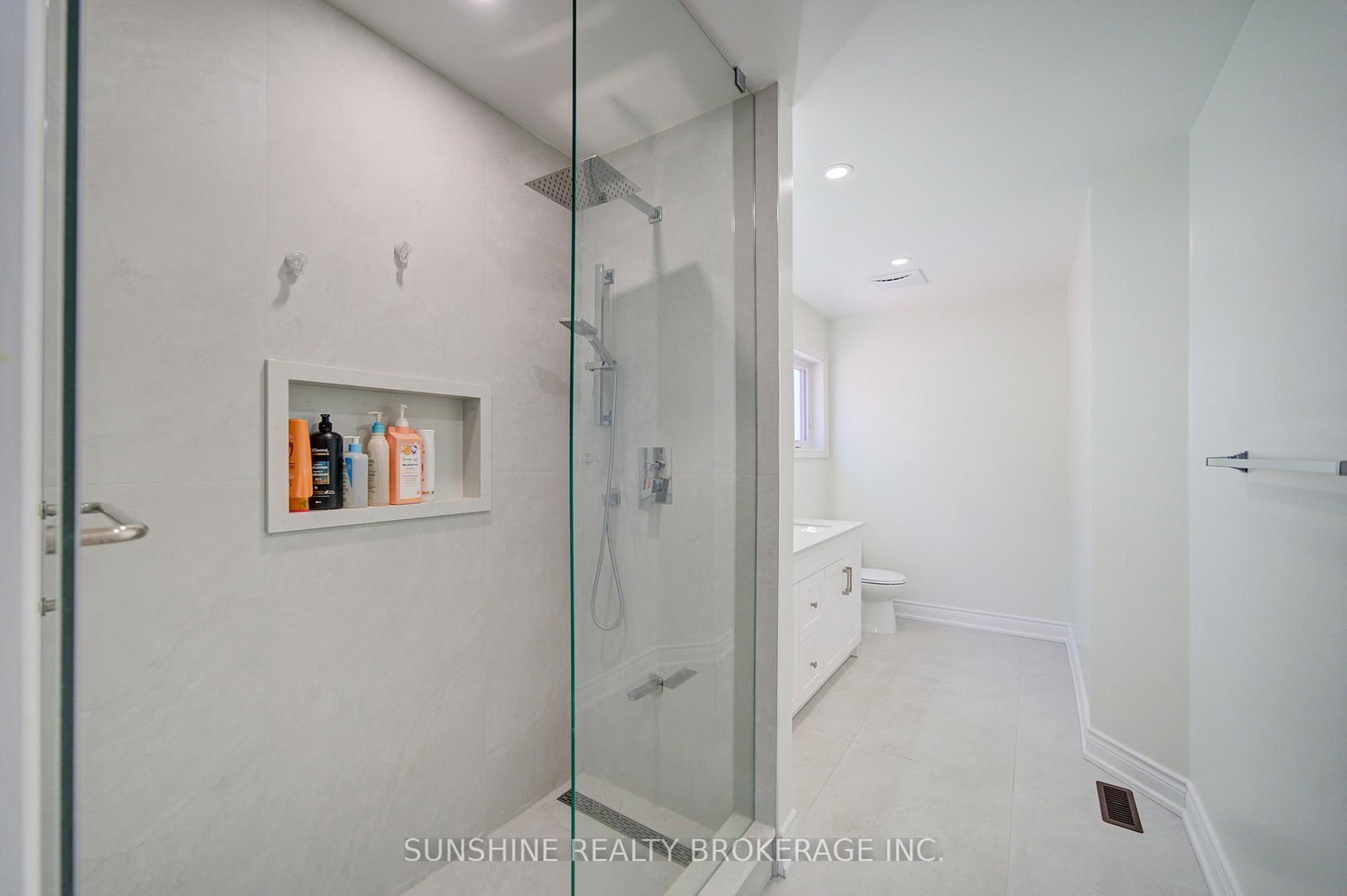 1472 Heartland Boulevard • Oshawa, ON photo 39