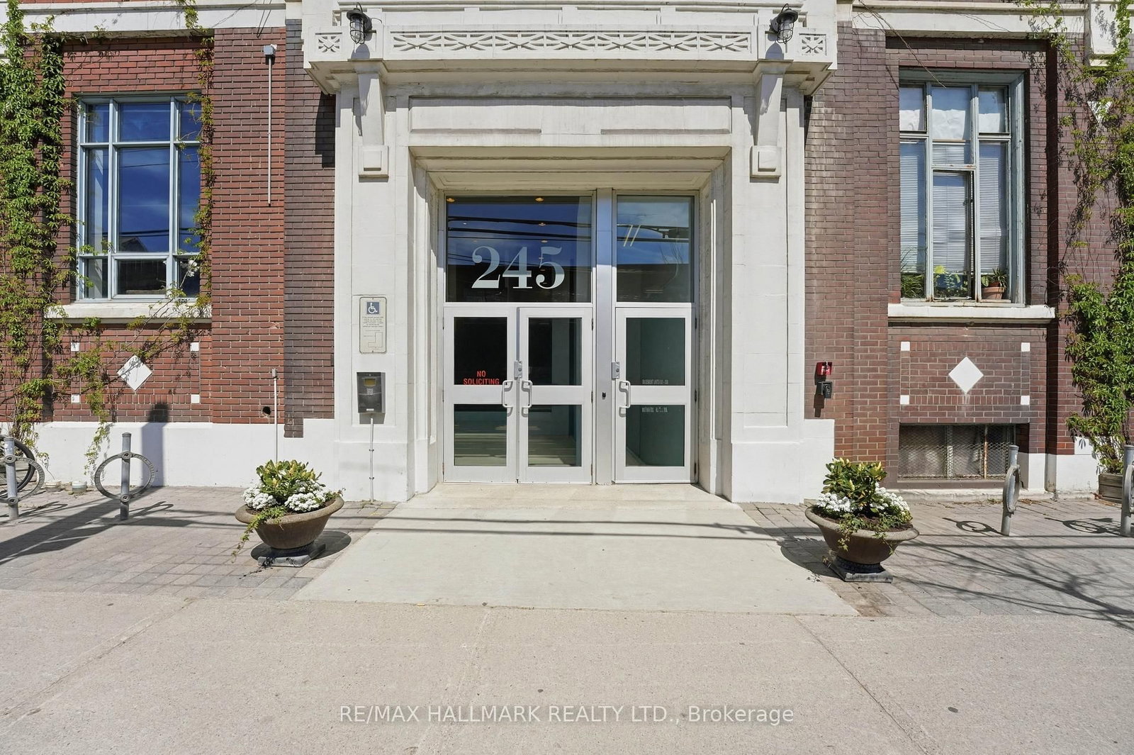 Listing Image 22