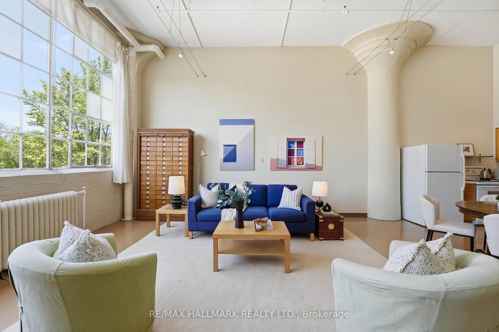 Listing Image 5