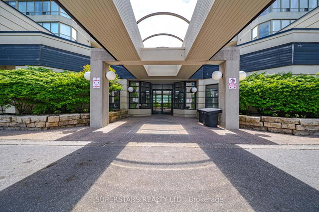 1813 - 160 Alton Towers Circle