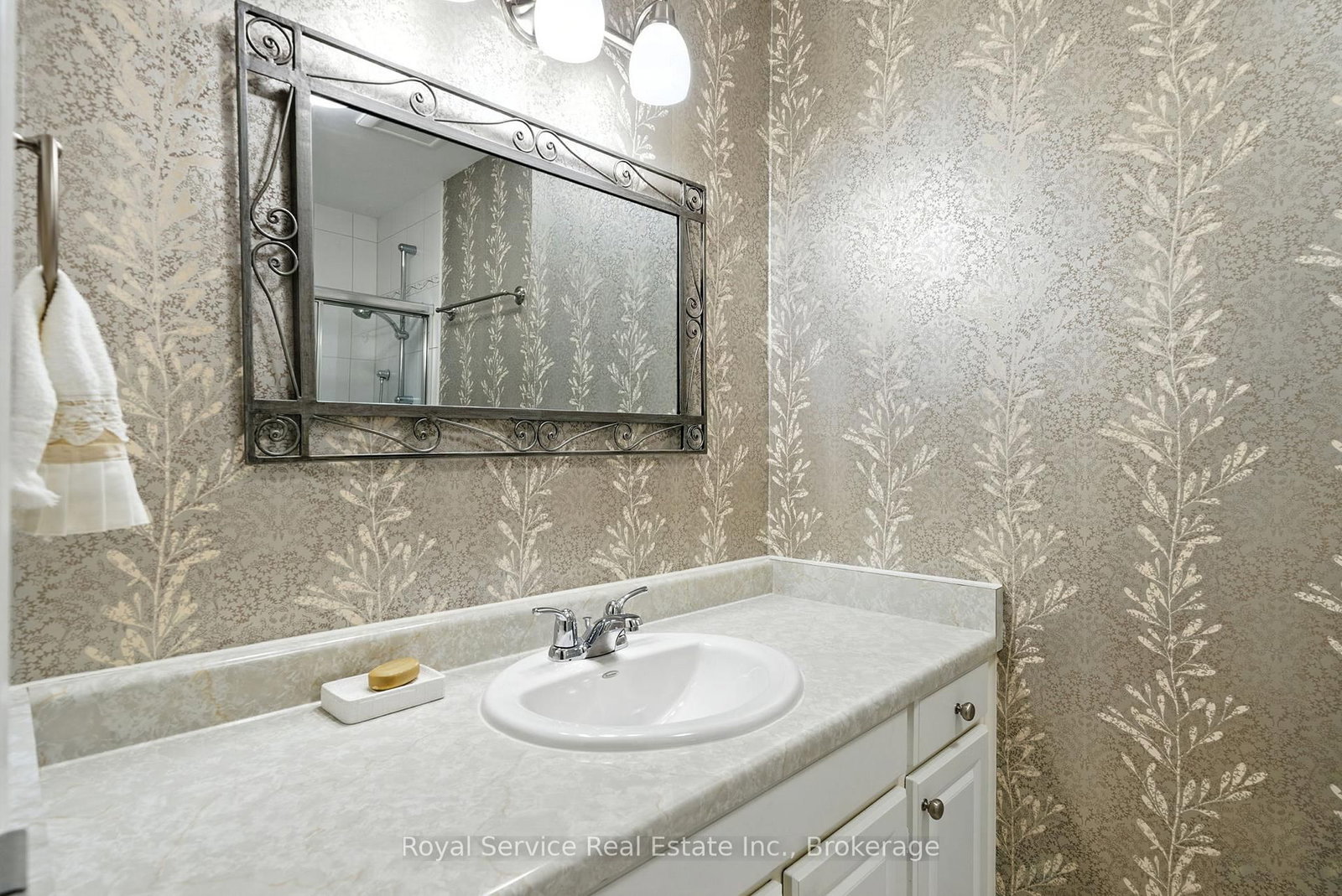 337 Simcoe Street N • #101 • Oshawa, ON photo 25