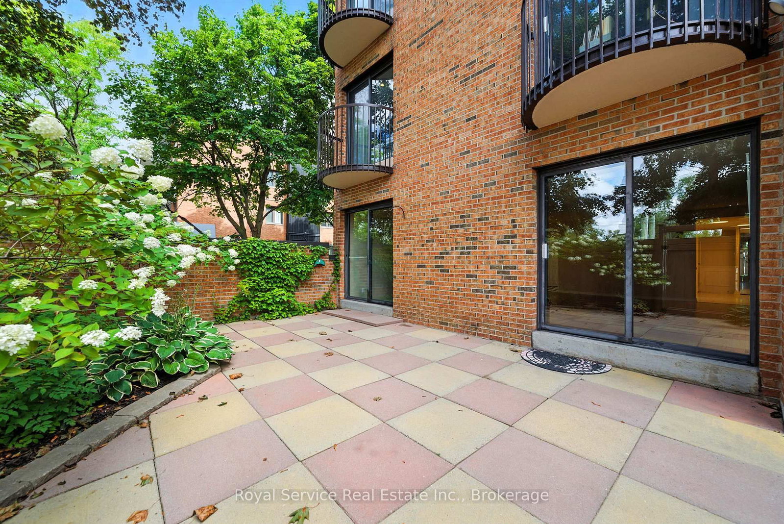 337 Simcoe Street N • #101 • Oshawa, ON photo 30