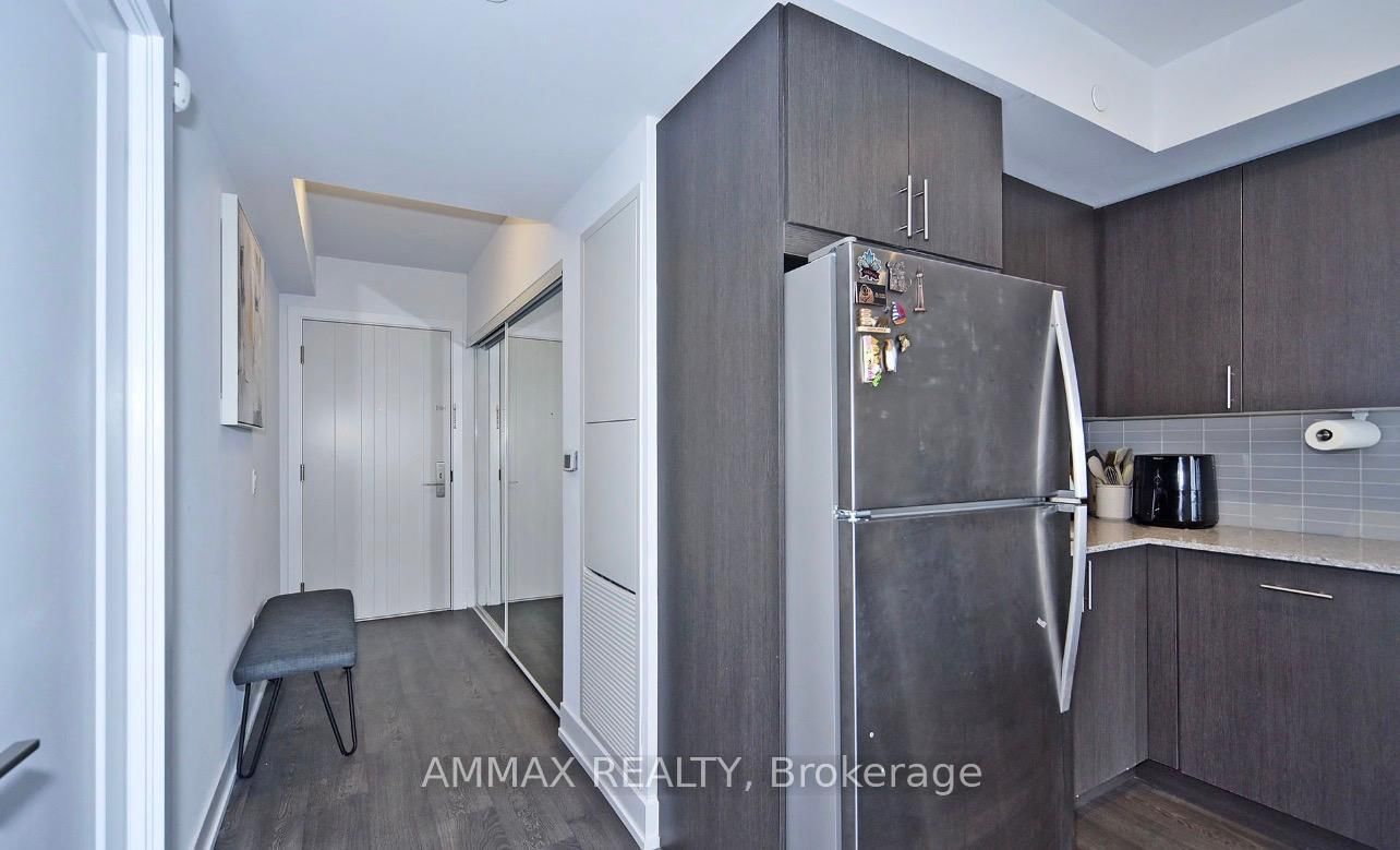 2550 Simcoe Street, Unit 1616 - Photo 5